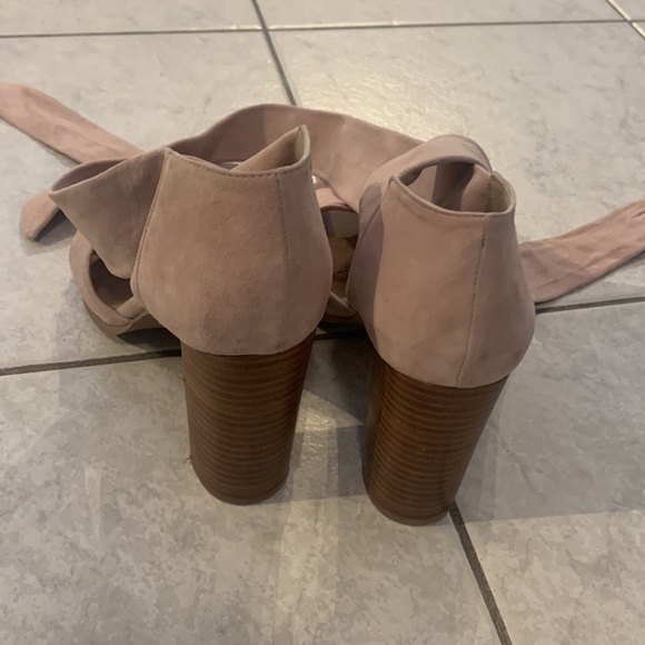 Alex + Alex sandals - Picture 4 of 7